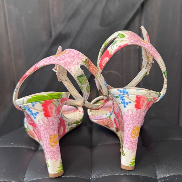Vince Camuto Florest Garden Wedge Sandal - size 7.5/38 - Picture 6 of 13